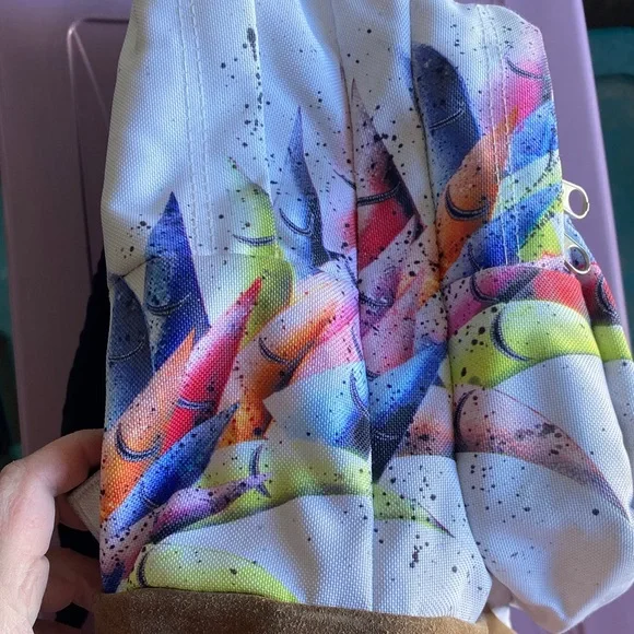 JanSport Big Student Art aPrint Backpack leather bottom. Large pockets - Picture 3 of 10